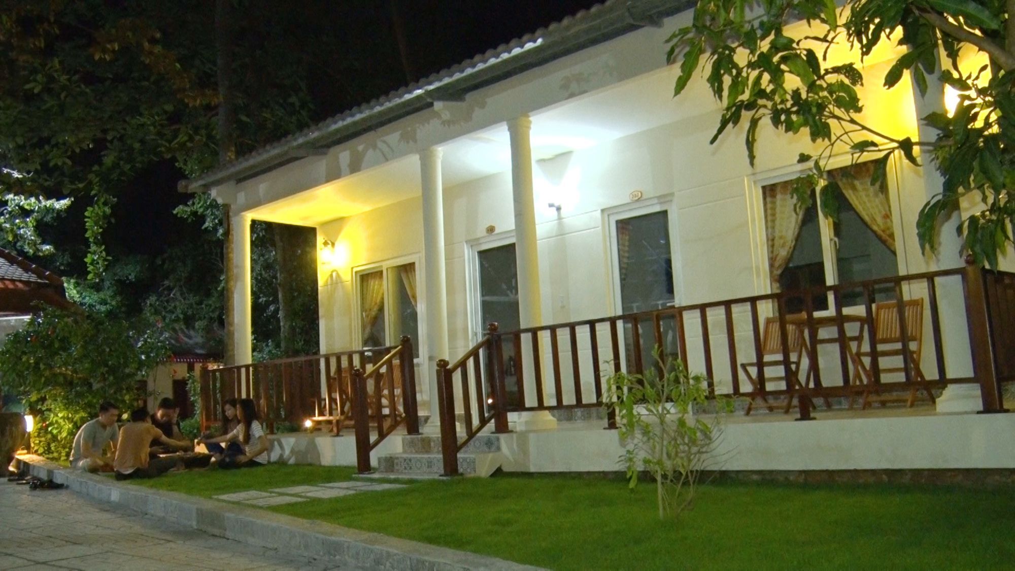 Kim Xuan Bungalow Дуонг-Донг Экстерьер фото