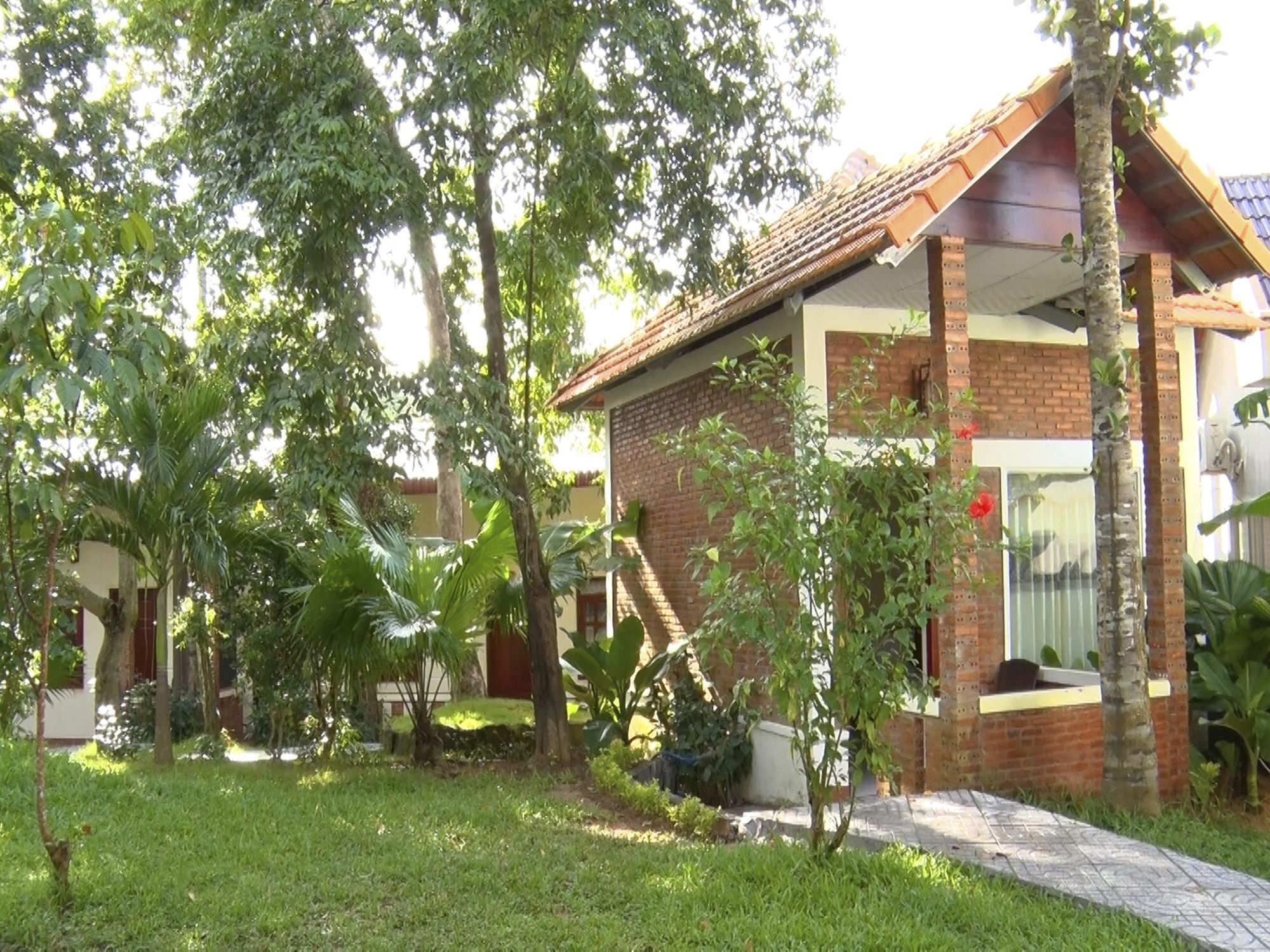 Kim Xuan Bungalow Дуонг-Донг Экстерьер фото